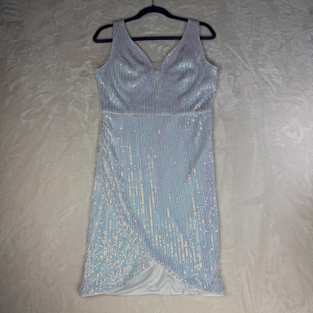 Iridescent Sequin Cocktail Dress Womens White Tulip Hem V Neck Mermaidcore Party